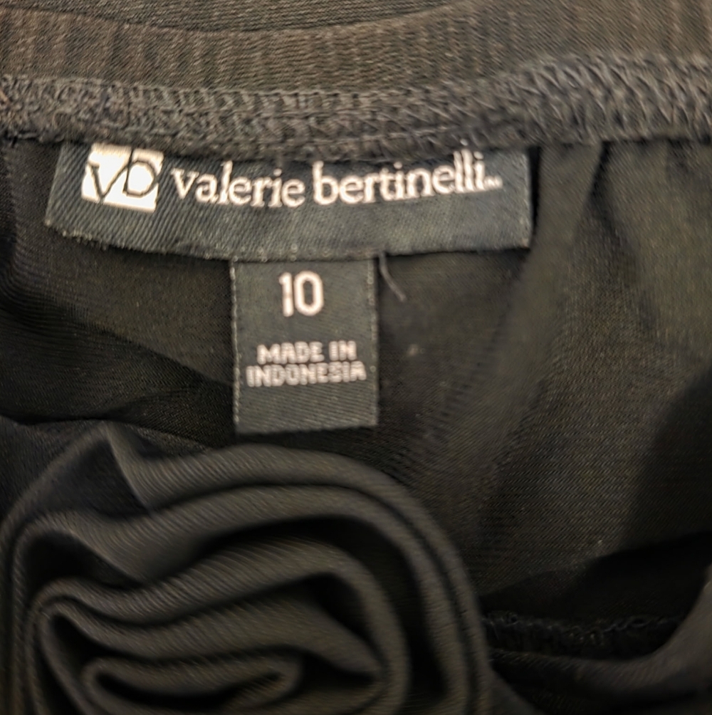 LIKE NEW Valerie Bertinelli Women's Elegant Black Dress ~ Size 10 - Picture 7 of 10